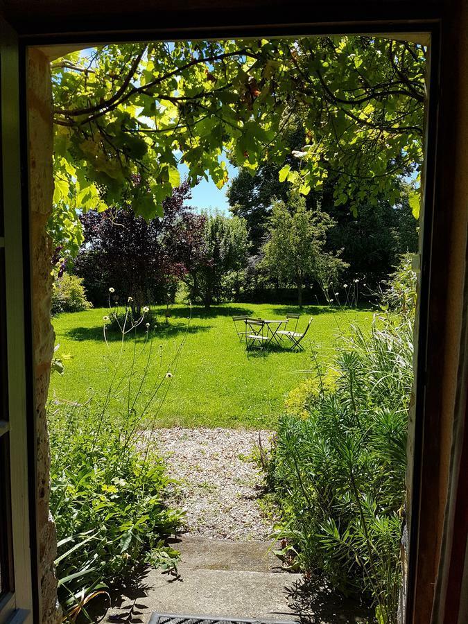 Bed and Breakfast Le Bourgis La Chapelle-Montligeon Экстерьер фото